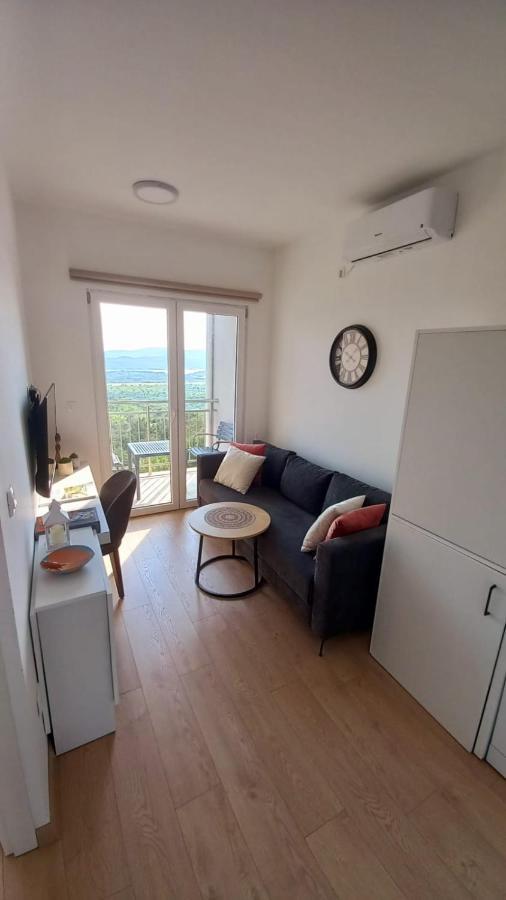 Cozy Apartments With Pool And Splendid Seaview Kavač 外观 照片